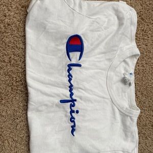 Oversized Champion shirt